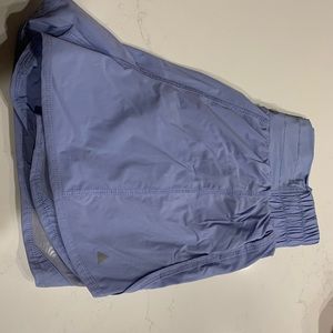 Balance Athletica Breeze Shorts in a size Small